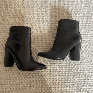 Aldo black, ankle block heel boot